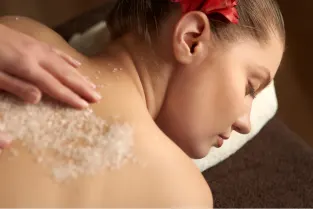 Lixin-Beauty-Wellness